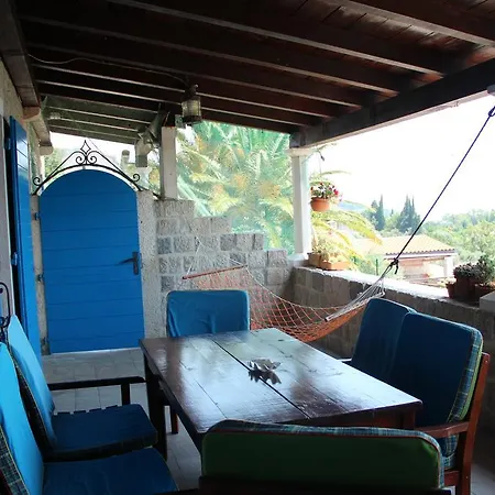 Sunset Villa *