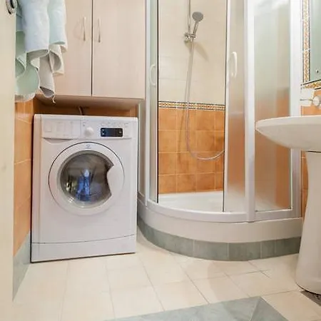 Sunset Villa *